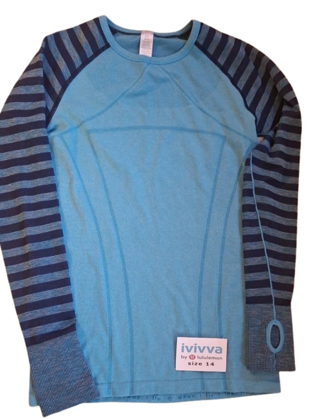 Ivivva Girl by Lululemon 🍋 Fly Tech long sleeve blue fit thumbholes size 14